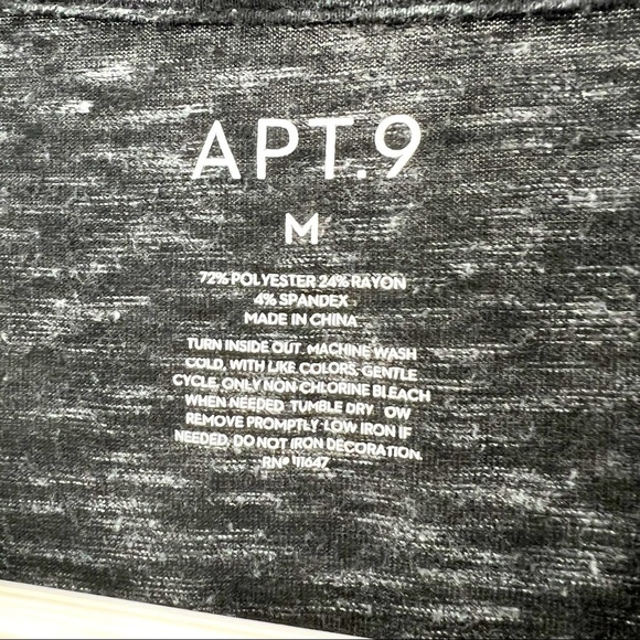 Apt 9 Graphic Cree Neck Medium Woman Shirt - Picture 4 of 4